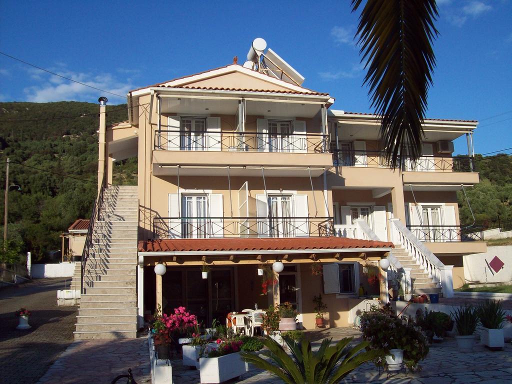 Leonidas Studios Sami  Exterior photo